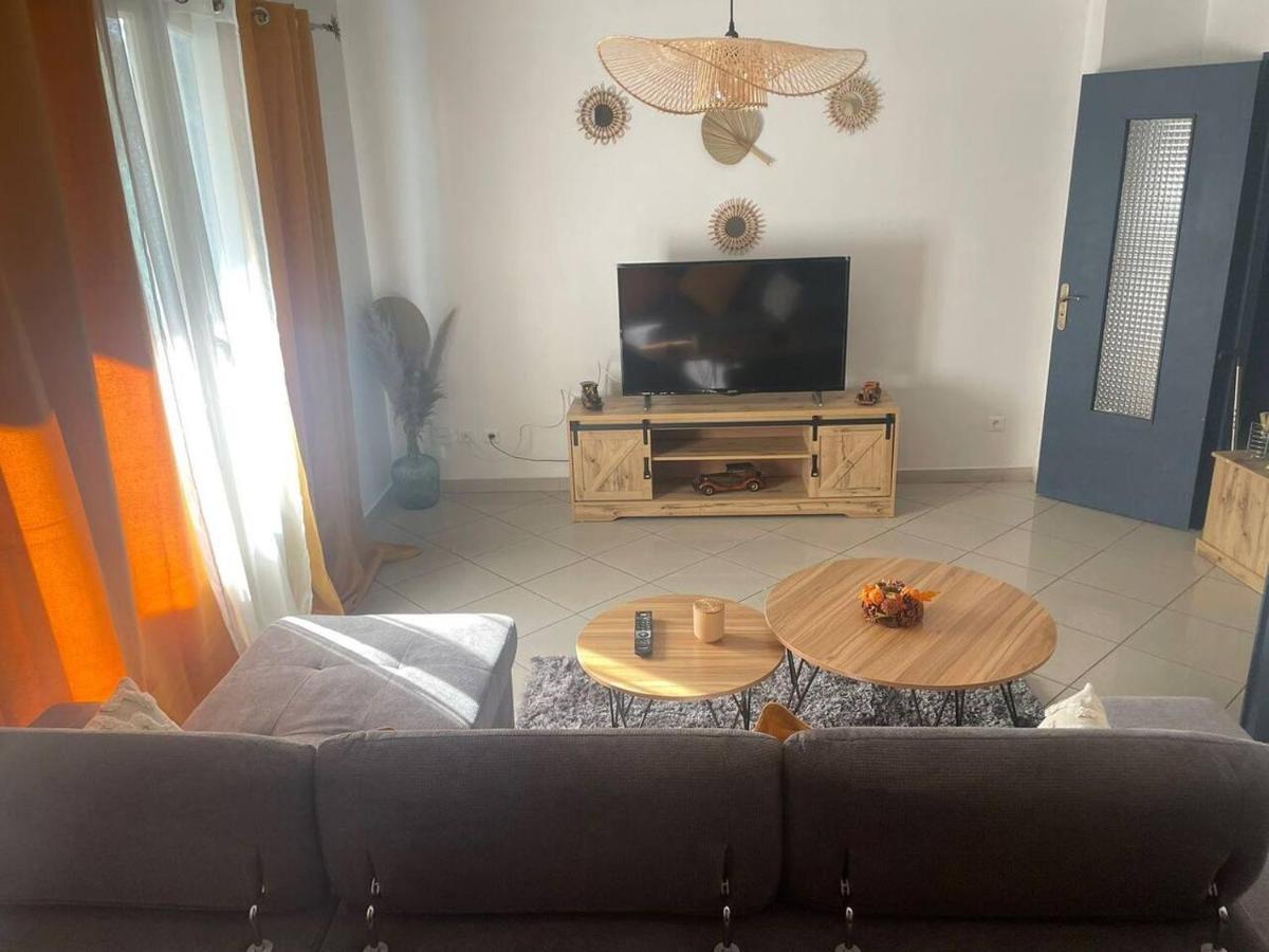 Appartement Proche Gare Tgv 님 외부 사진